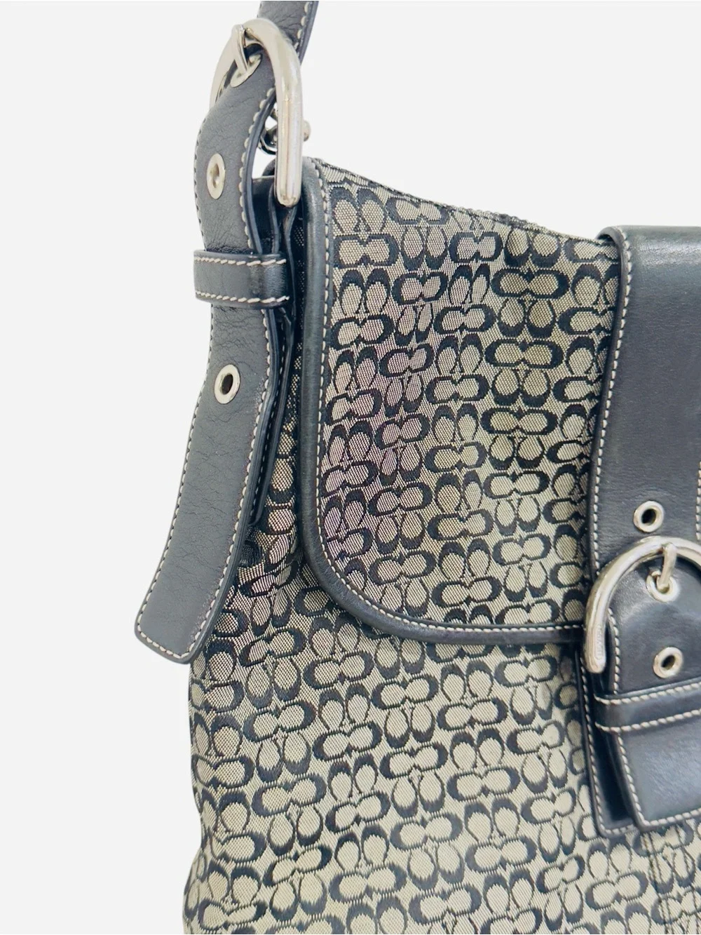 COACH VINTAGE SOHO JACQUARD Black and Gray Patterned Women's Bag.